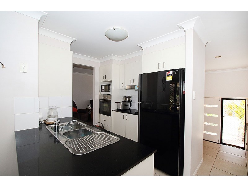 18 Chanel Court, Wulkuraka QLD 4305