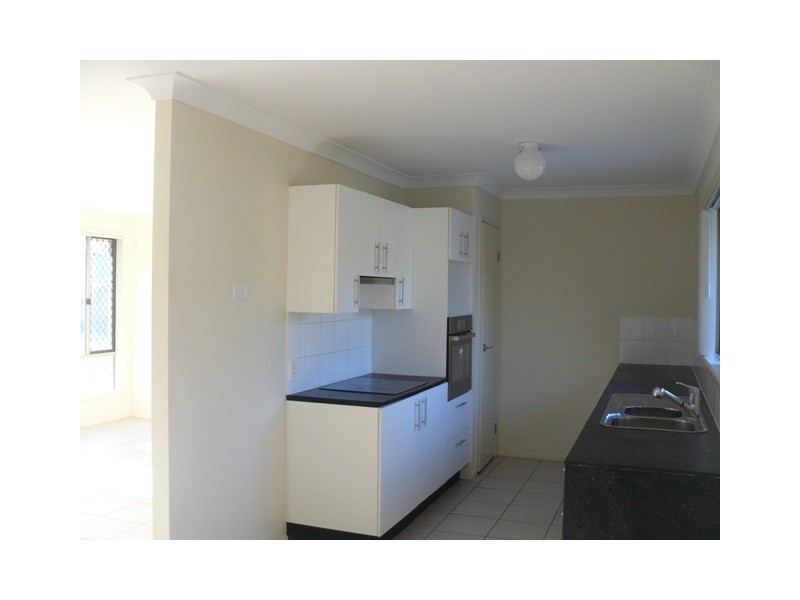 24 Burswood Street, Wulkuraka QLD 4305
