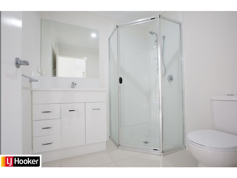 2/17 Juniper, Brassall QLD 4305