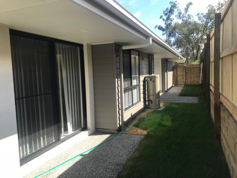 2/17 Juniper, Brassall QLD 4305