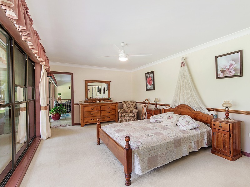 53 Durlik Road, Pine Mountain QLD 4306