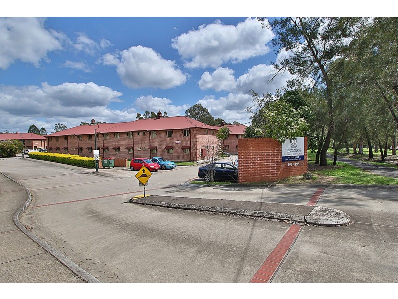 8/191-199 Warwick Rd, Churchill QLD 4305