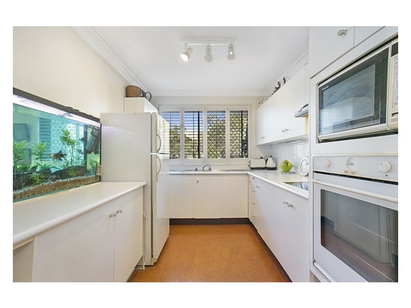 1/42 Sir Fred Schonell Drive, St Lucia QLD 4067