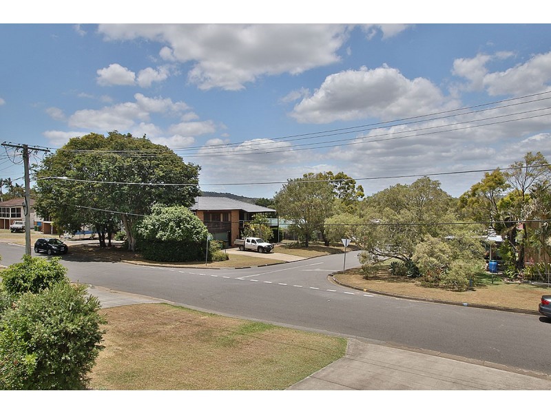 21 Rumsey Drive, Raceview QLD 4305