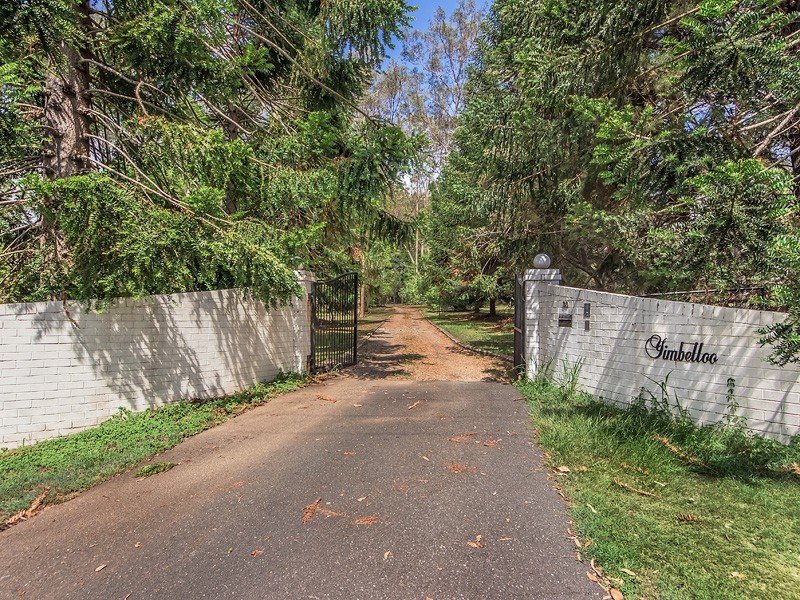 30 Vanwall Rd, Moggill QLD 4070