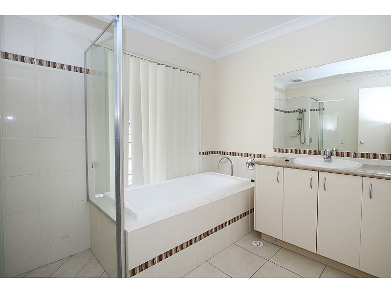 12 Cove Place, Springfield Lakes QLD 4300