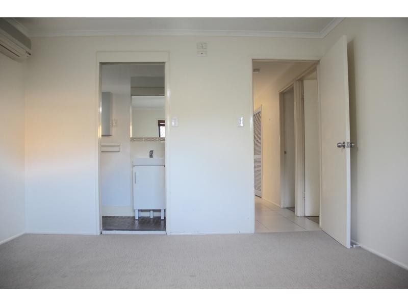 24 Sweetgum Street, Bellbowrie QLD 4070