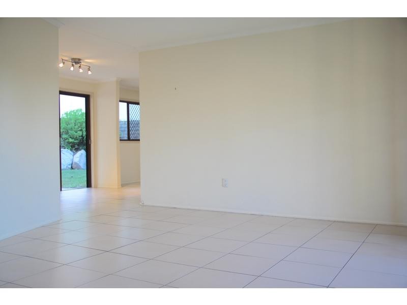 24 Sweetgum Street, Bellbowrie QLD 4070