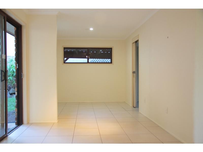 24 Sweetgum Street, Bellbowrie QLD 4070