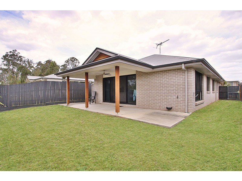 14 Spey Close, Deebing Heights QLD 4306