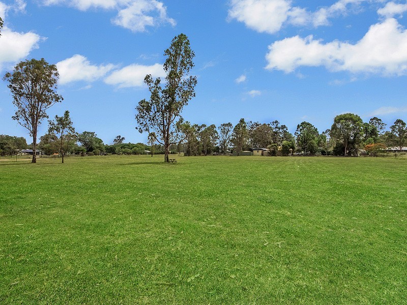 14 Poole Road, Fernvale QLD 4306