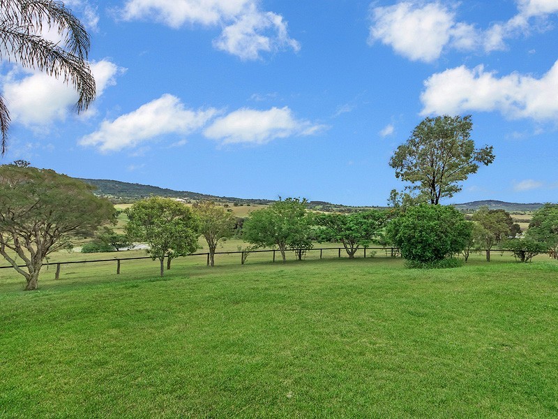 19 Greet Rd, Ashwell QLD 4340