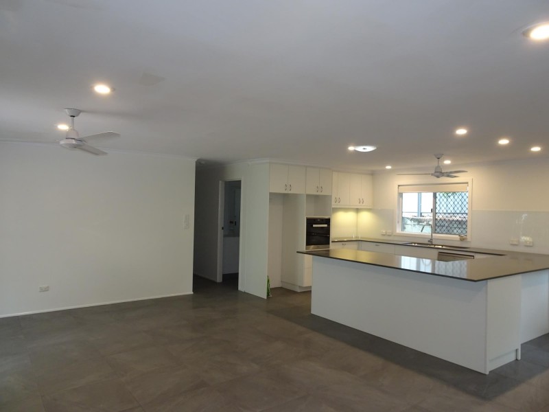 29 MAZZARD ST, Bellbowrie QLD 4070