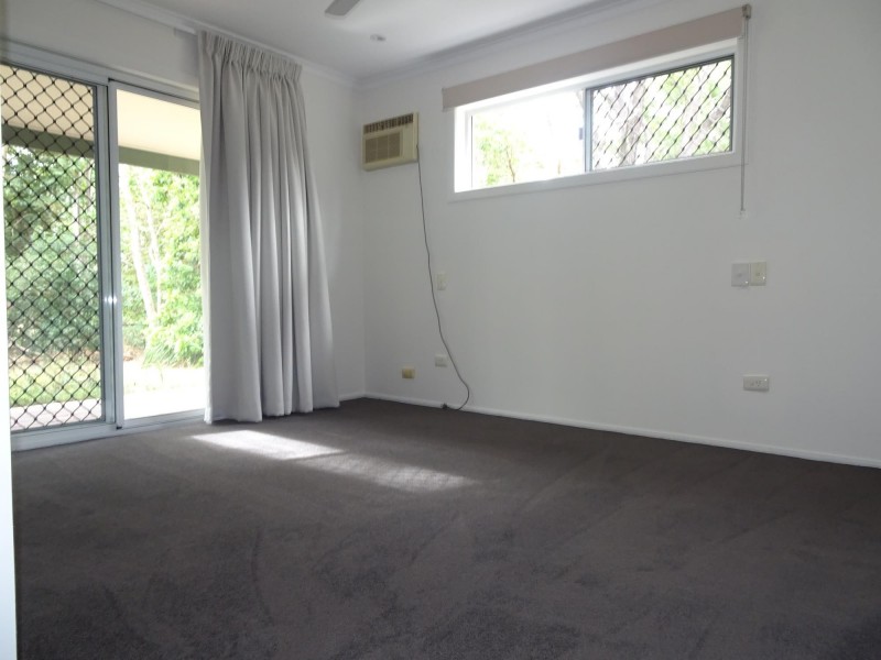 29 MAZZARD ST, Bellbowrie QLD 4070
