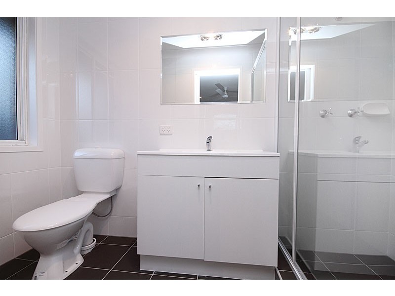 58 Helen St, North Booval QLD 4304