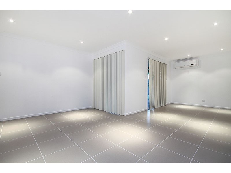 58 Helen St, North Booval QLD 4304