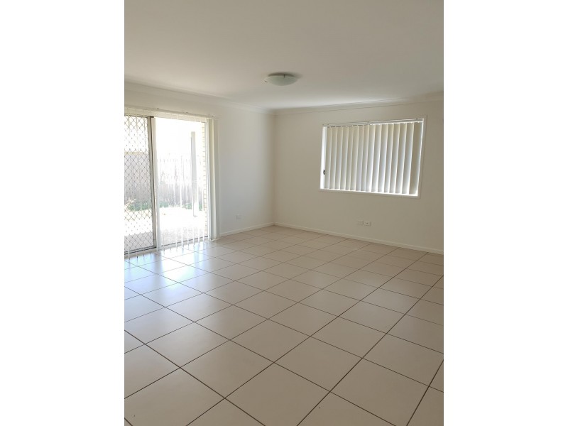 22 Denning St, Fernvale QLD 4306