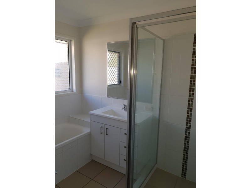 22 Denning St, Fernvale QLD 4306