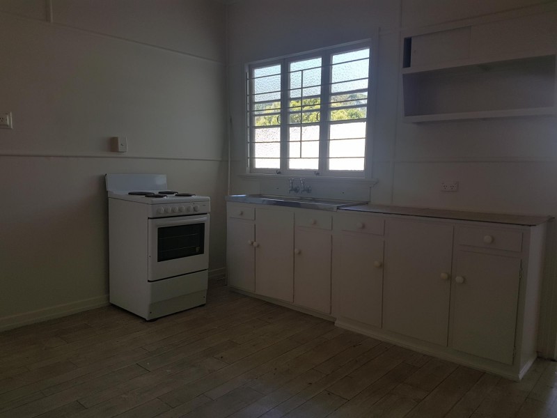5a Hayes Street, Brassall QLD 4305