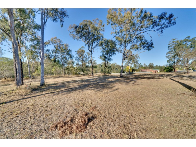 94 Equestrian Drive, Yamanto QLD 4305