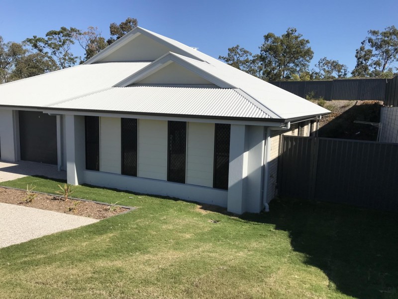 2/36 Dredge Circle, Brassall QLD 4305