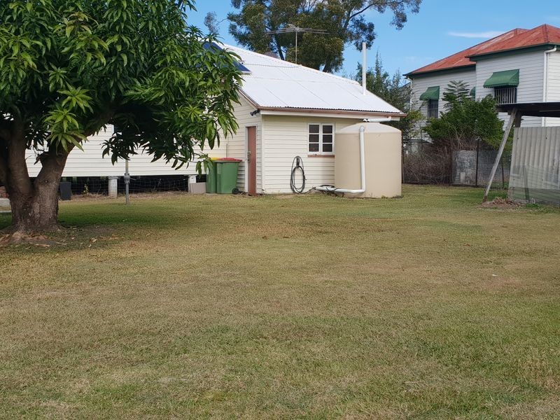 10 Joyce Street, East Ipswich QLD 4305