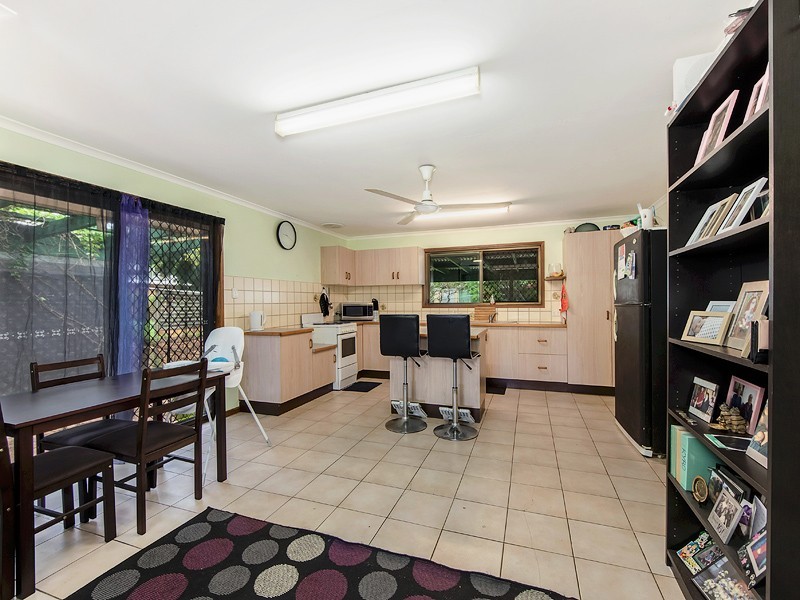 43 Fassifern Street, Peak Crossing QLD 4306