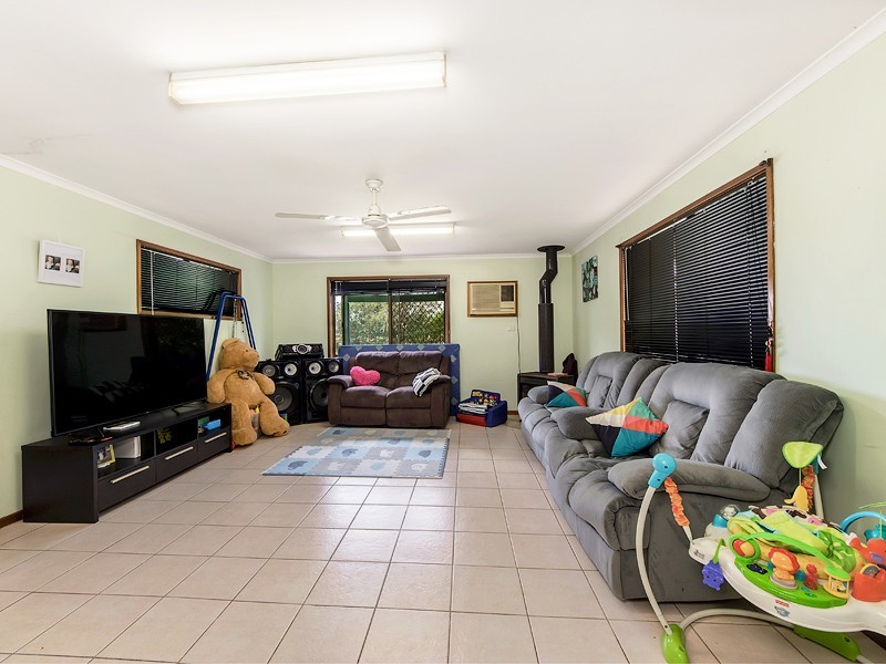 43 Fassifern Street, Peak Crossing QLD 4306