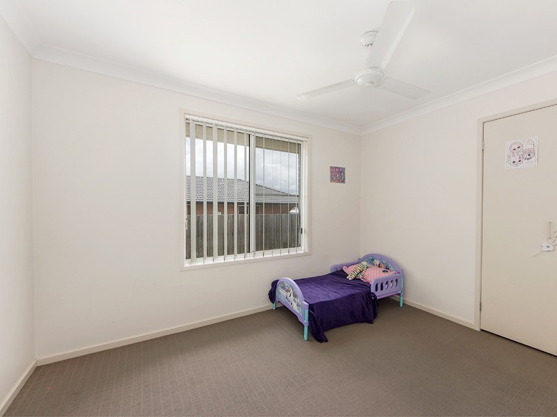 35 Peregrine Drive, Lowood QLD 4311