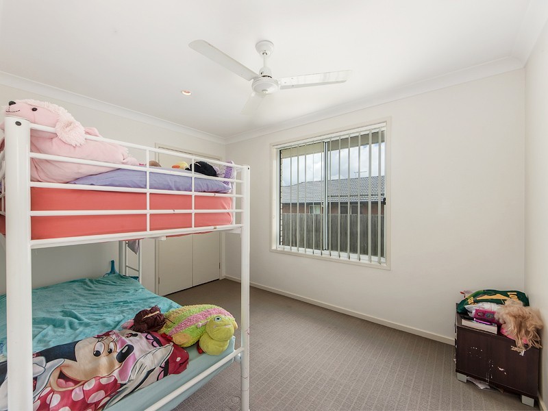 35 Peregrine Drive, Lowood QLD 4311