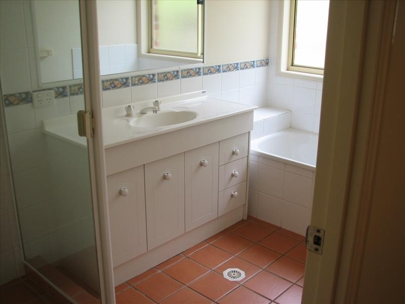 16 Sheldrake place, Moggill QLD 4070