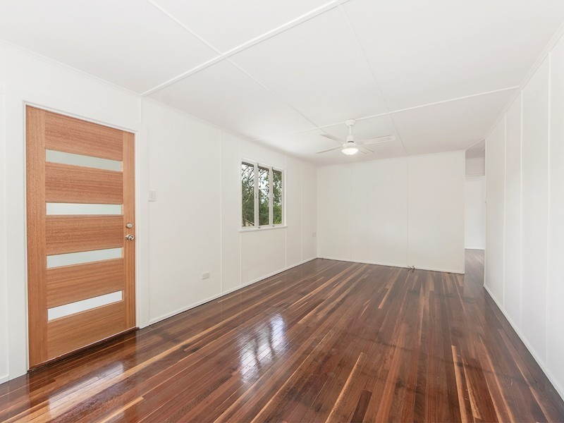 24 Greenway Street, Churchill QLD 4305