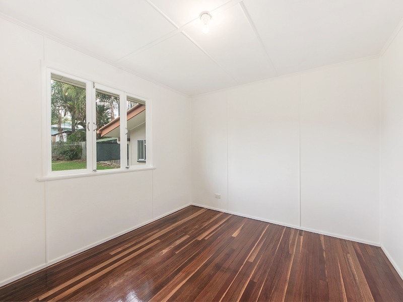 24 Greenway Street, Churchill QLD 4305