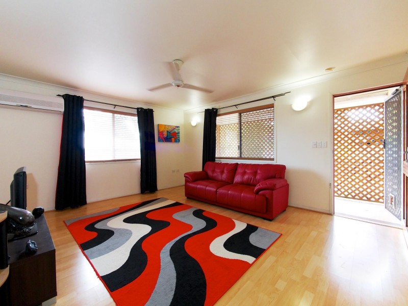 11 GUILFOYLE STREET, Churchill QLD 4305