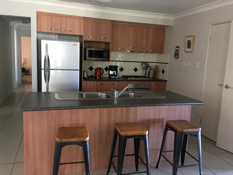 21 Stanaway Place, Bellbowrie QLD 4070