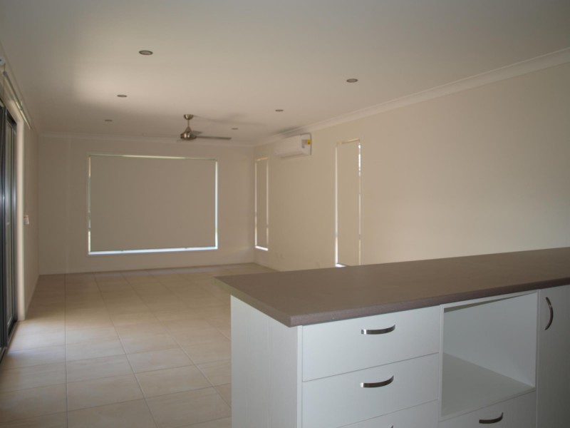 8 Carron Court, Brassall QLD 4305