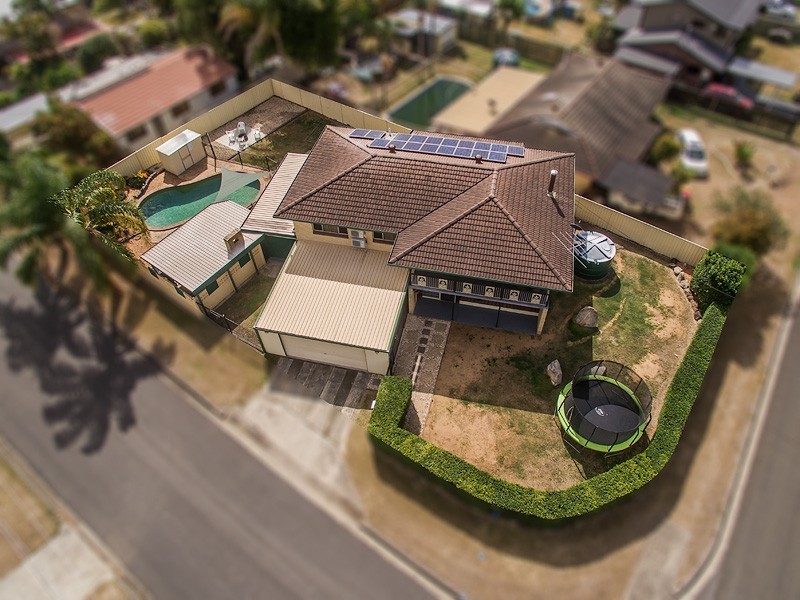 1 Creston Street, Raceview QLD 4305