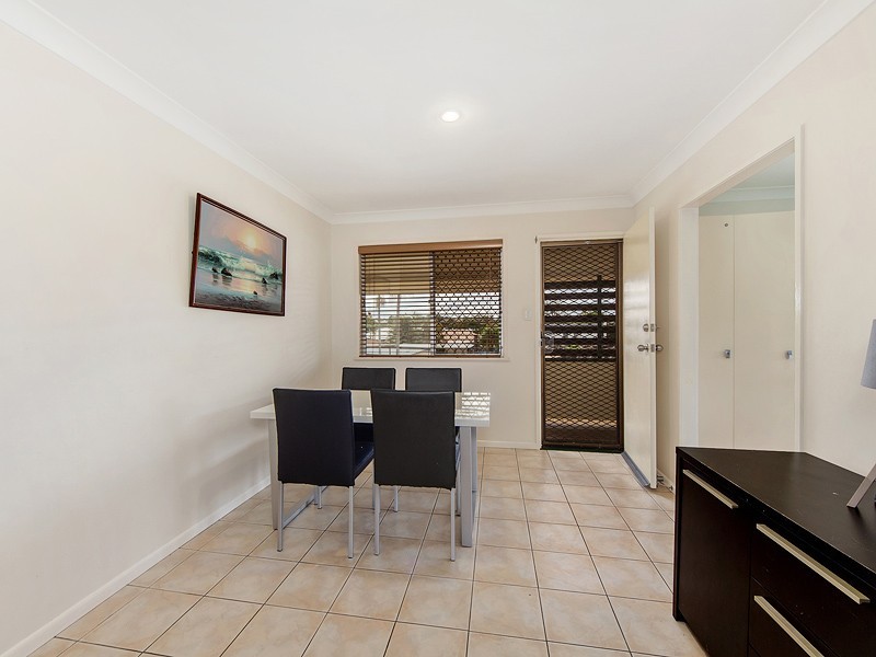 1 Creston Street, Raceview QLD 4305
