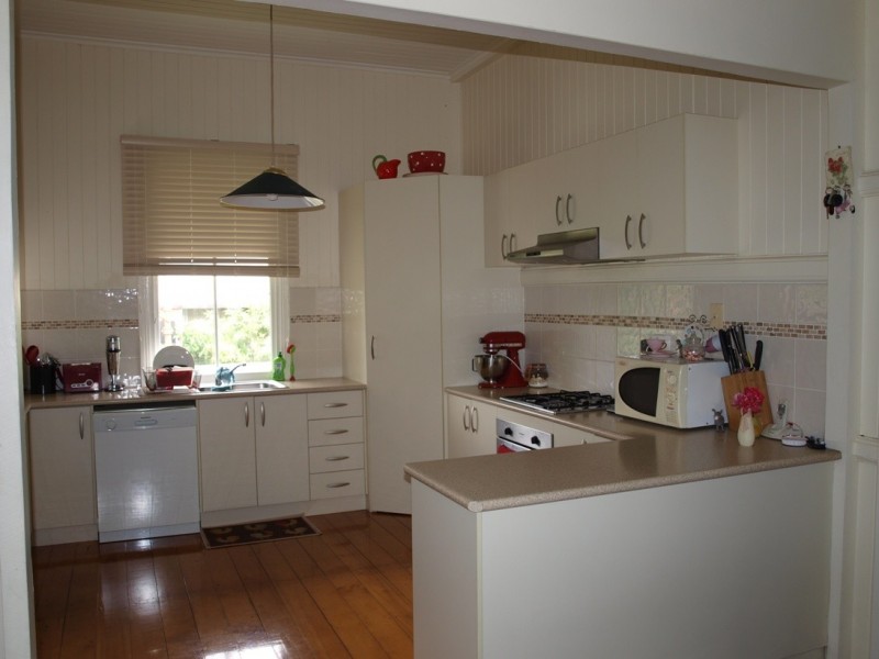 119 Downs Street, North Ipswich QLD 4305