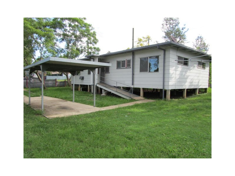 27 Bannerman Street, Riverview QLD 4303