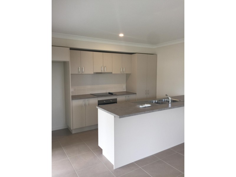 2 Kapalua Street, Leichhardt QLD 4305