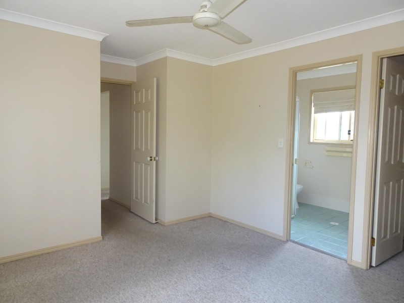 8 Mayfair Place, Moggill QLD 4070