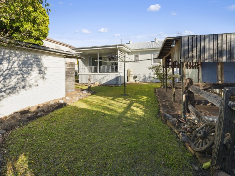 2A Sinclair Street, Newtown QLD 4305