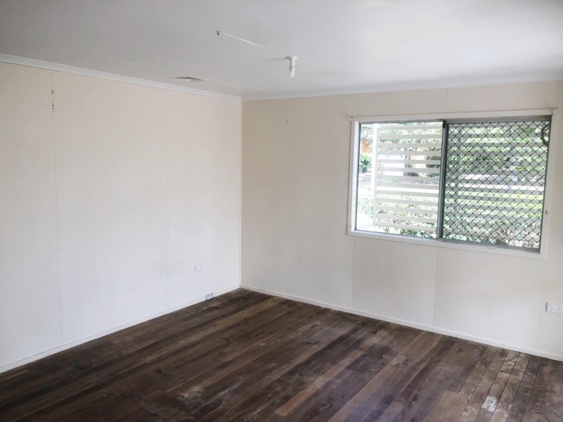 10 Sturt Street, Leichhardt QLD 4305