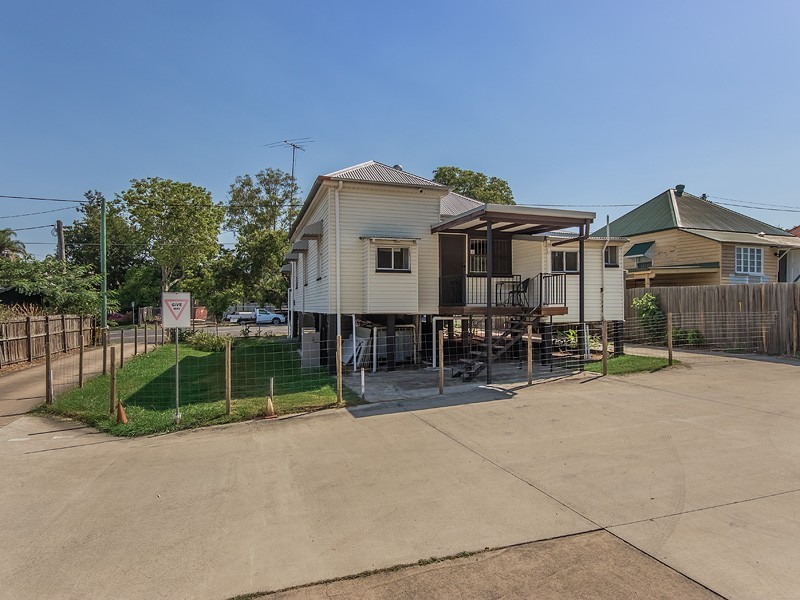 20 Moffatt Street, Ipswich QLD 4305