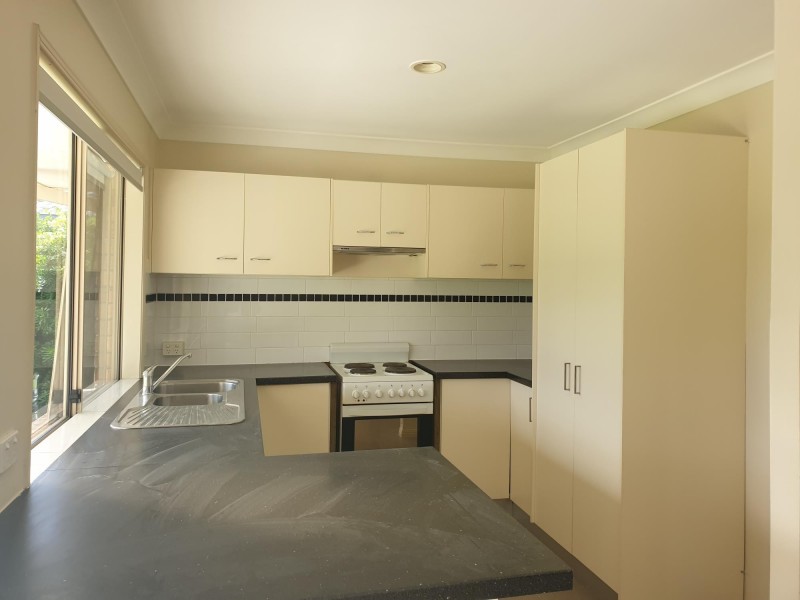 54 Selwyn Street, North Booval QLD 4304