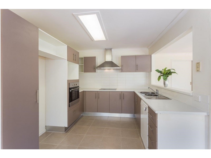 16 ALLSPICE STREET, Bellbowrie QLD 4070