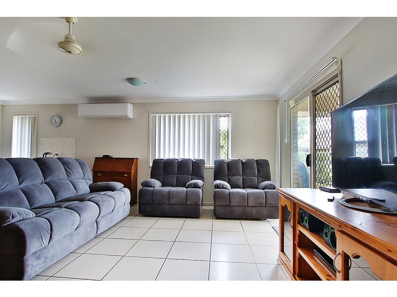 4 Baystone Pl, Raceview QLD 4305
