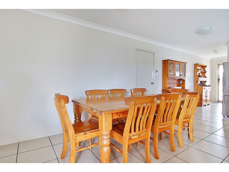 4 Baystone Pl, Raceview QLD 4305