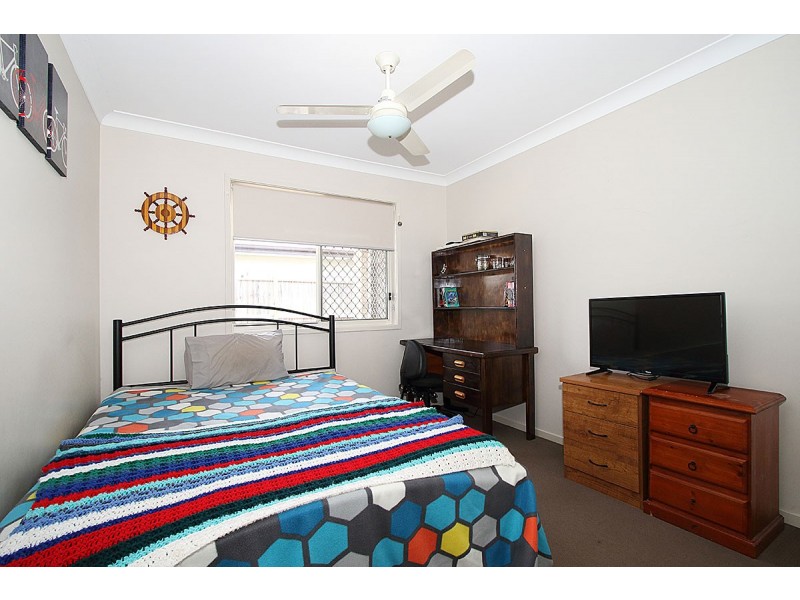4 Baystone Pl, Raceview QLD 4305